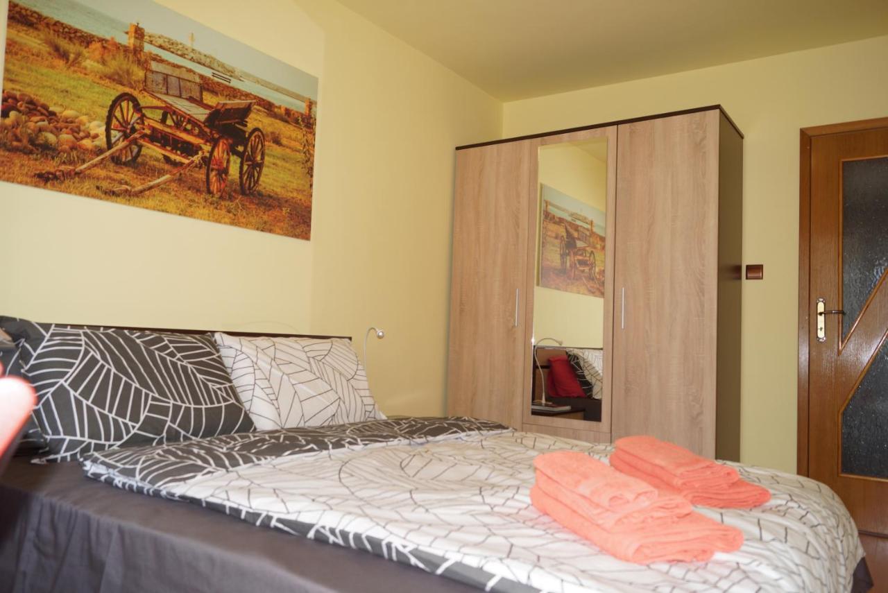 Spacious 2Bdr - Free Parking - Walk Everywhere - 300 Mbps Wifi Warna Exterior foto
