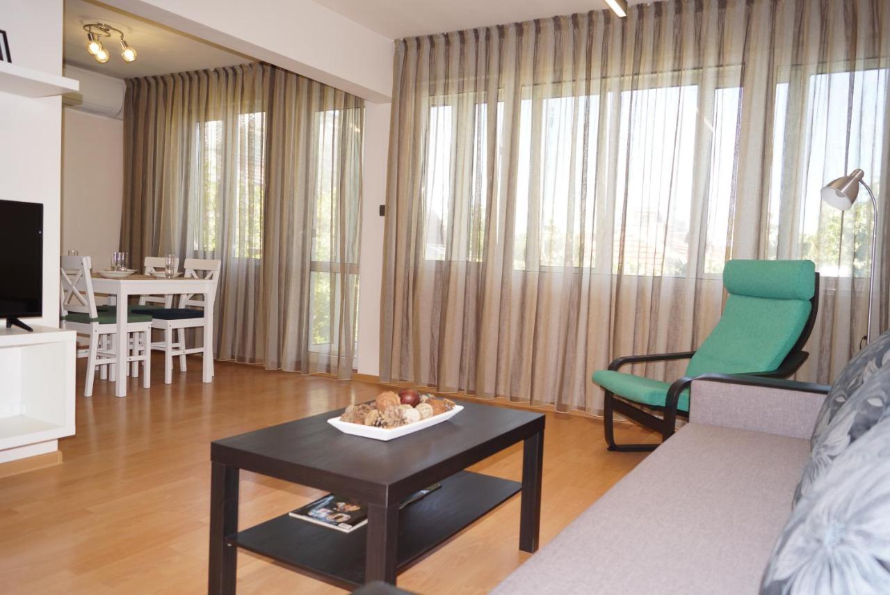 Spacious 2Bdr - Free Parking - Walk Everywhere - 300 Mbps Wifi Warna Exterior foto