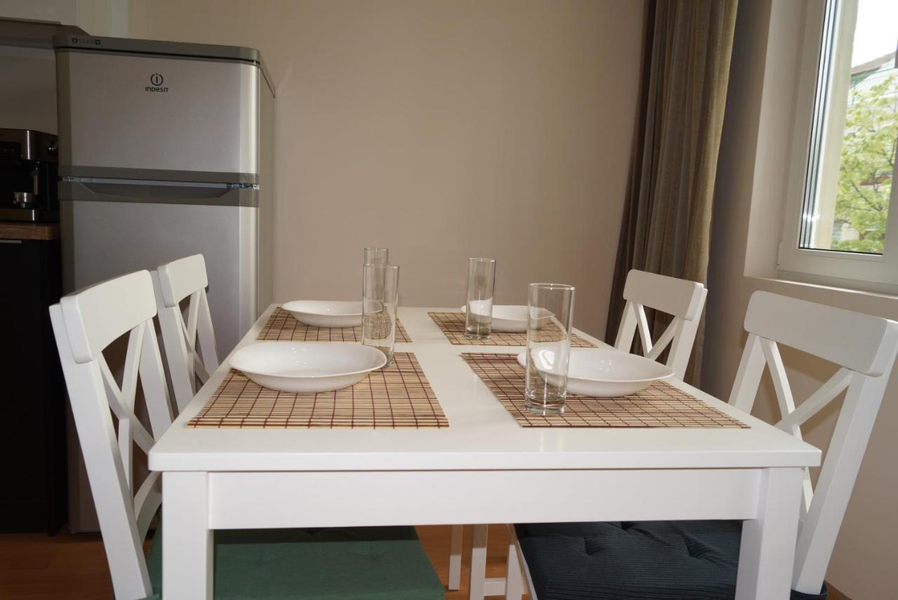 Spacious 2Bdr - Free Parking - Walk Everywhere - 300 Mbps Wifi Warna Exterior foto